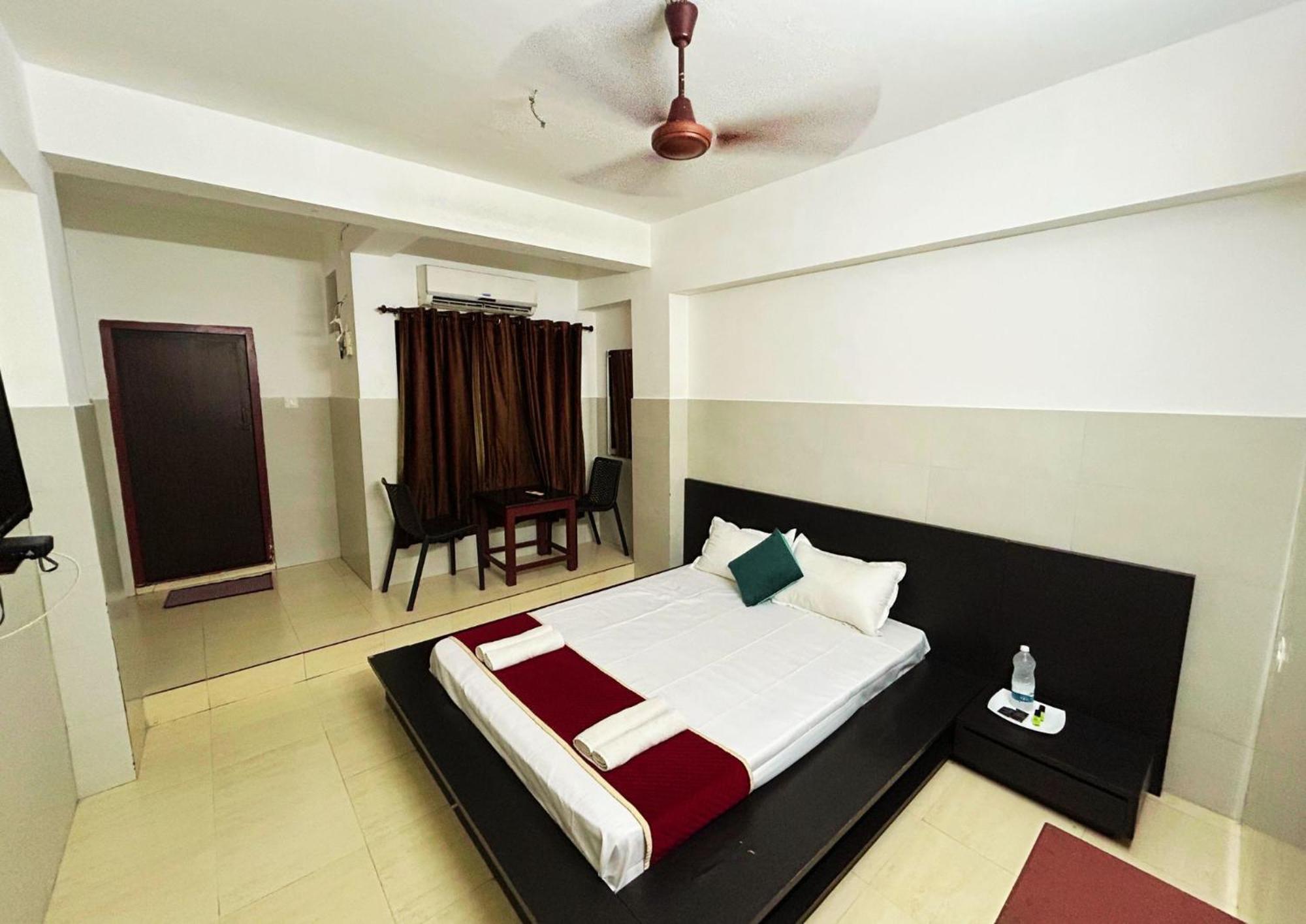 فندق Midtown Residency كاليكوت المظهر الخارجي الصورة